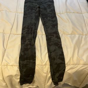 Lulu Lemon Camo leggings